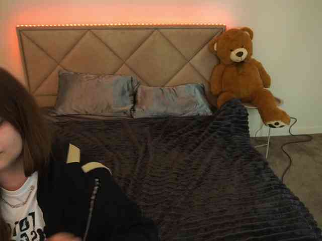 MagikPeachh webcam