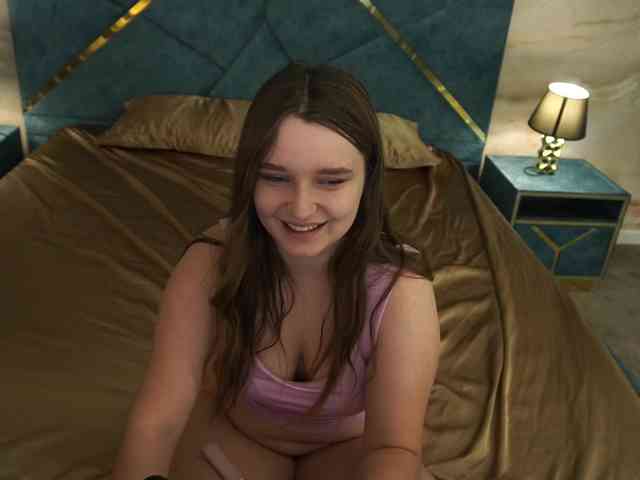 MagikPeachh webcam
