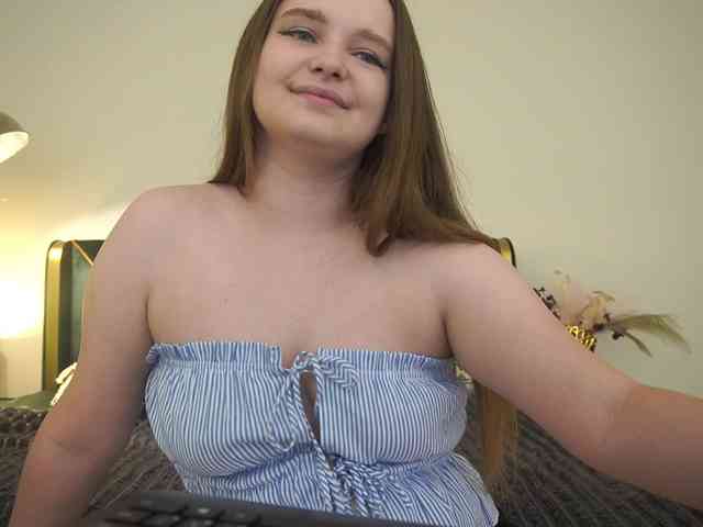 MagikPeachh webcam
