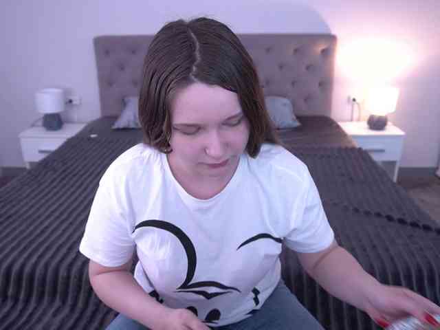 MagikPeachh webcam