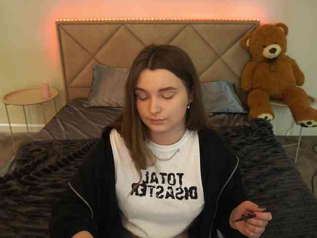 MagikPeachh webcam