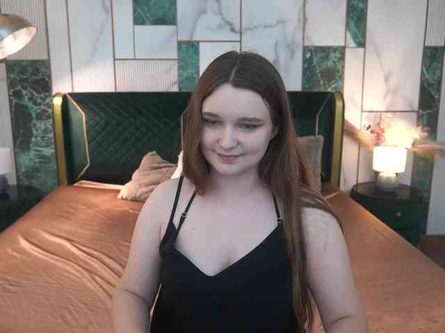 MagikPeachh Live Webcam on BongaCams