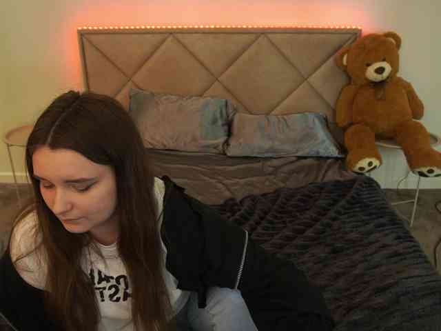 MagikPeachh webcam