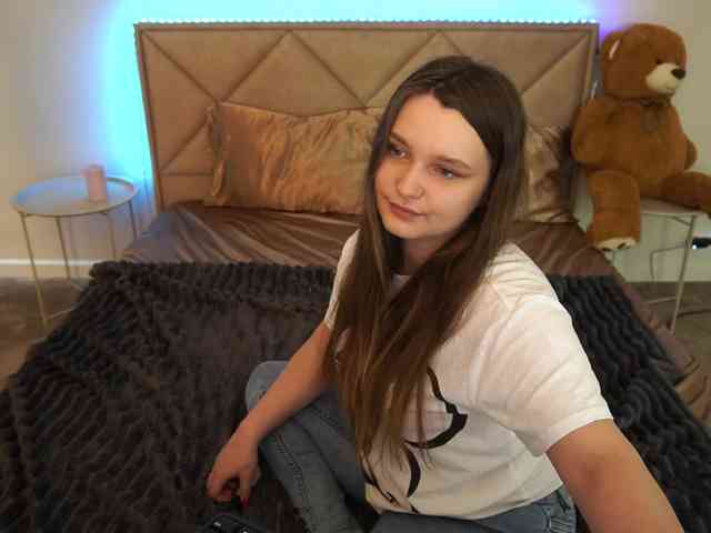 MagikPeachh webcam