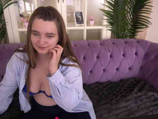MagikPeachh webcam