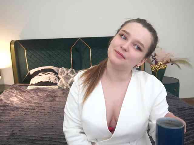 MagikPeachh webcam