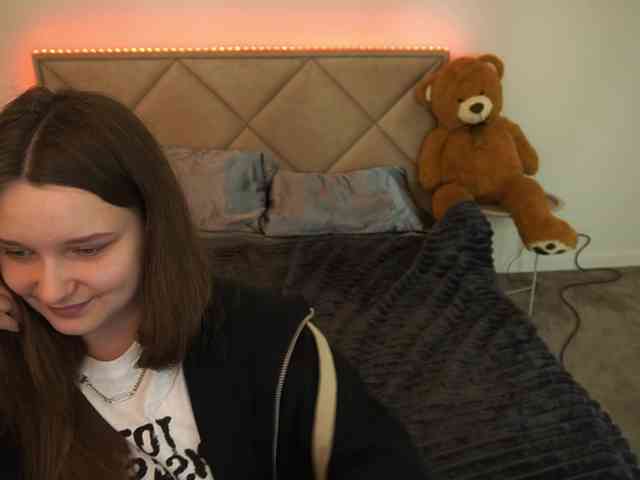 MagikPeachh webcam