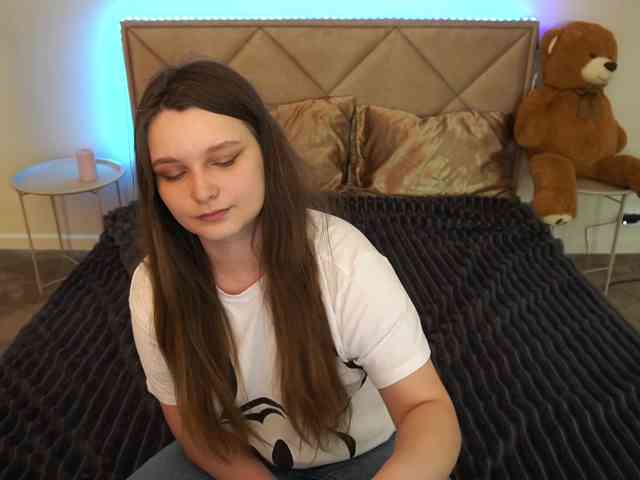 MagikPeachh webcam