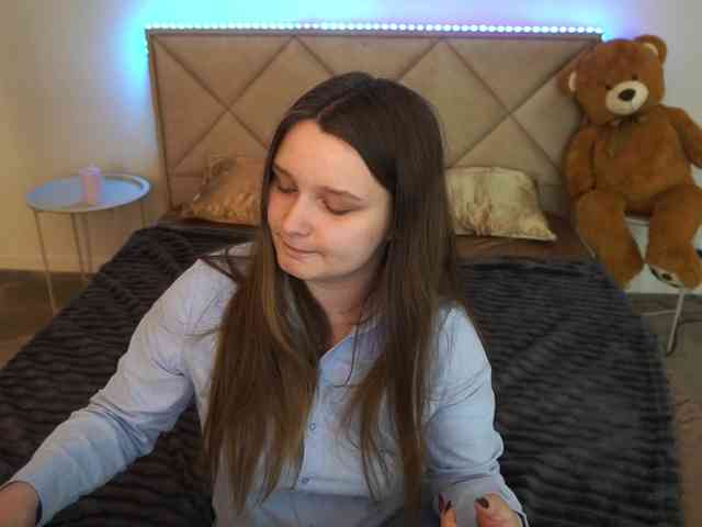 MagikPeachh webcam