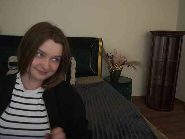 MagikPeachh webcam
