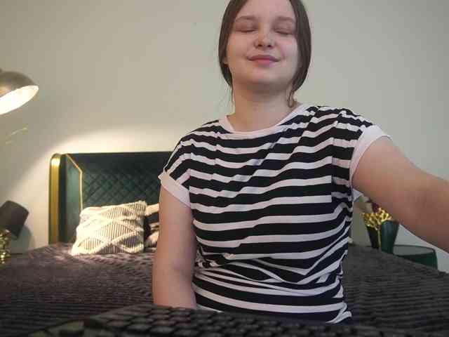 MagikPeachh webcam