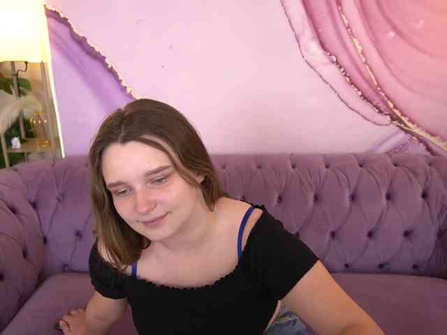 MagikPeachh webcam
