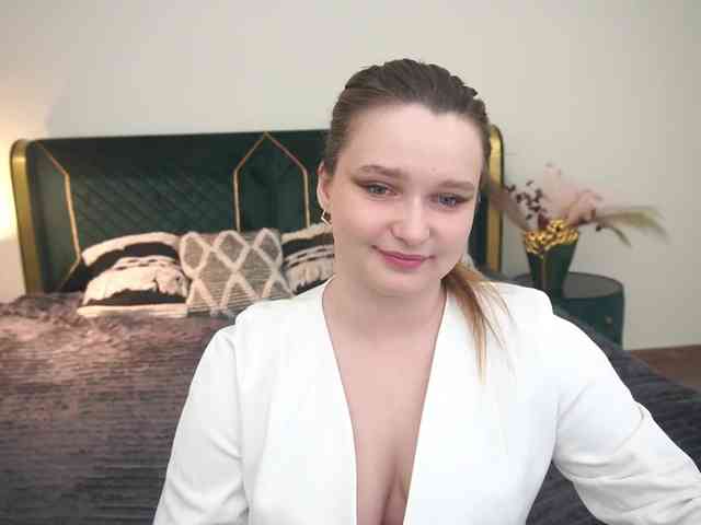 MagikPeachh webcam