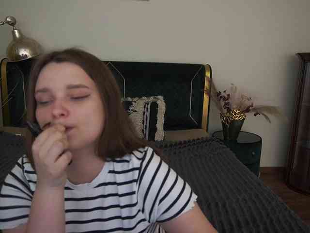 MagikPeachh webcam