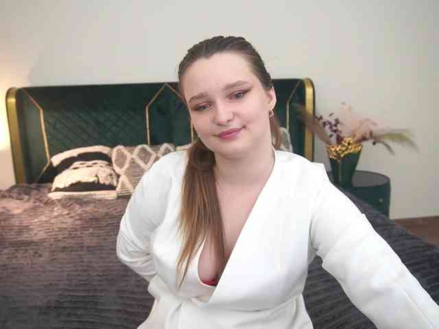 MagikPeachh webcam