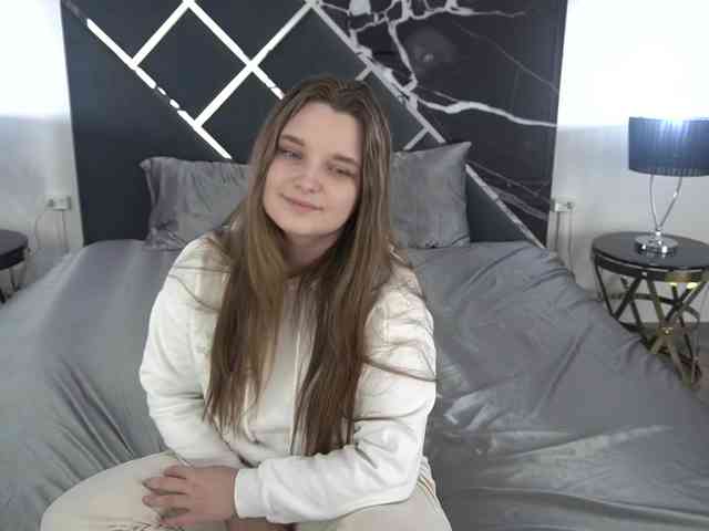 MagikPeachh webcam