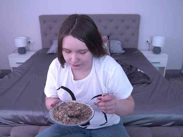 MagikPeachh webcam