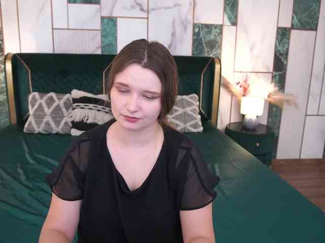 MagikPeachh webcam