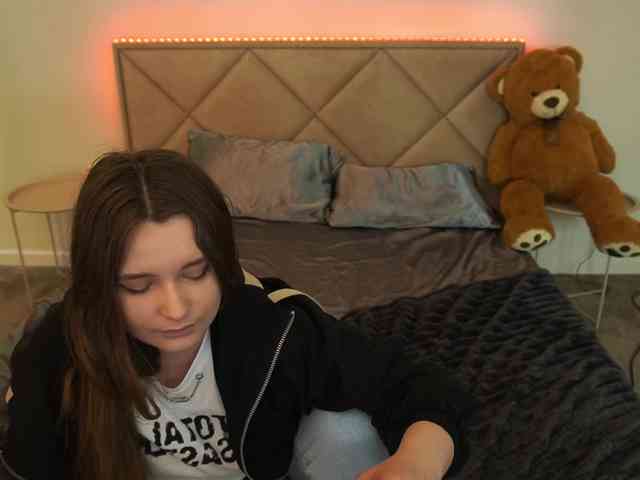 MagikPeachh webcam