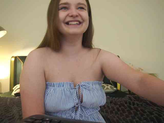MagikPeachh webcam
