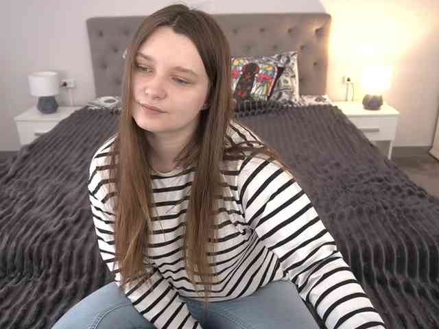 MagikPeachh webcam