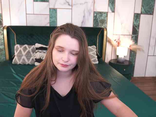 MagikPeachh webcam
