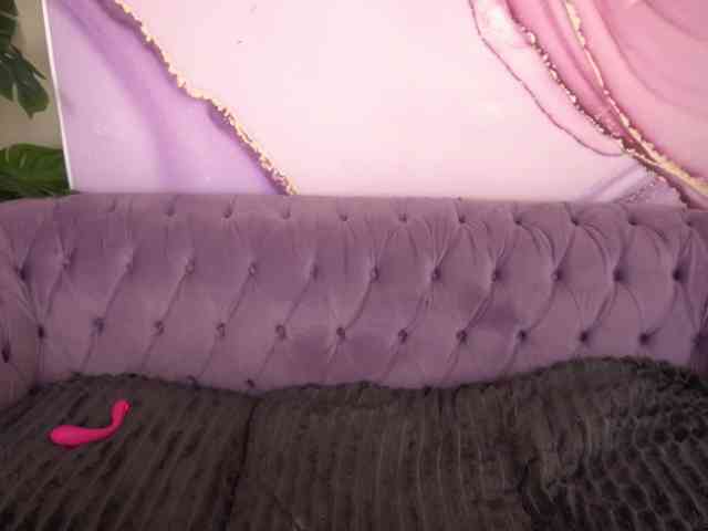 MagikPeachh webcam