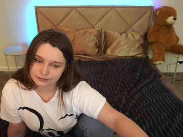 MagikPeachh webcam