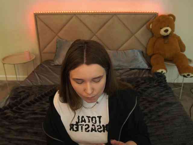 MagikPeachh webcam