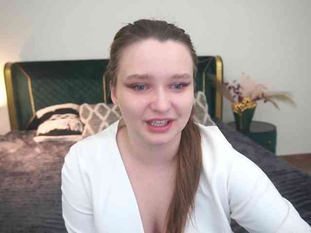 MagikPeachh webcam