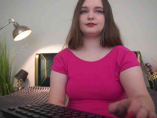 MagikPeachh webcam