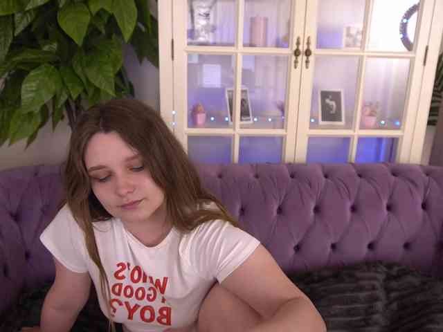 MagikPeachh webcam
