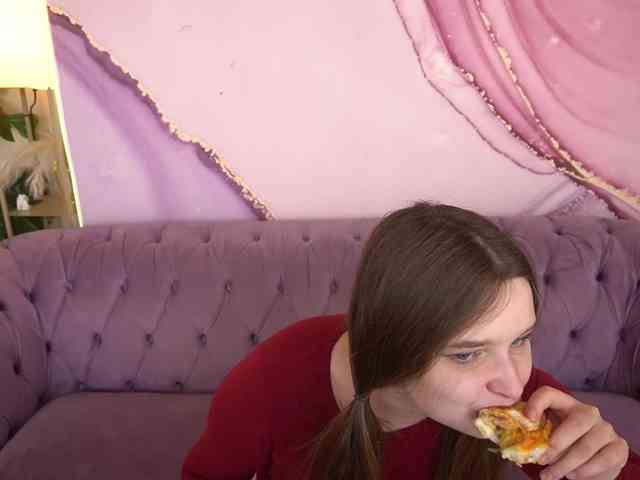 MagikPeachh webcam