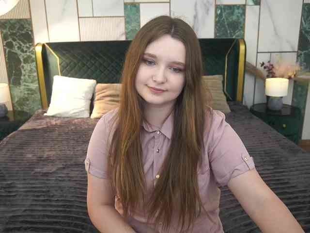 MagikPeachh webcam