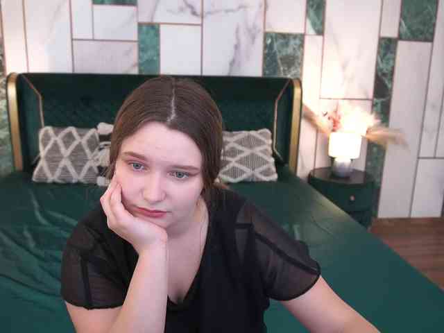 MagikPeachh webcam