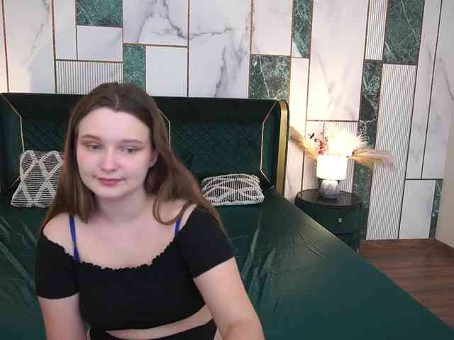 MagikPeachh webcam