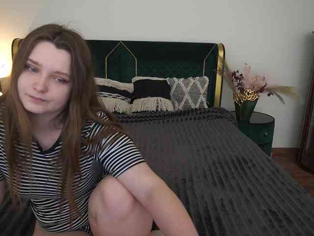 MagikPeachh webcam