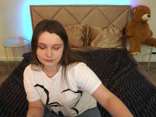 MagikPeachh webcam