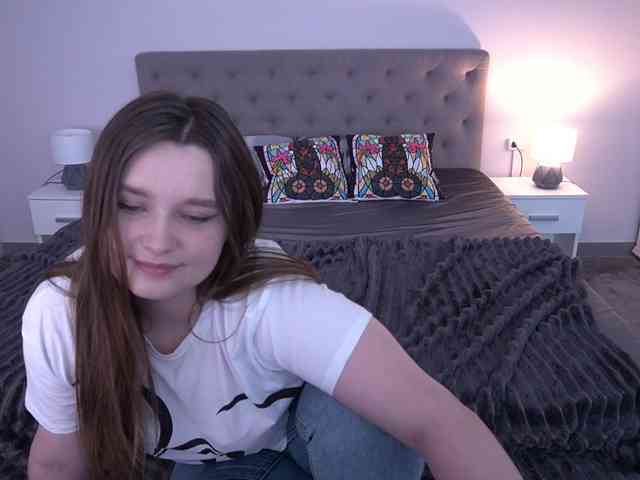 MagikPeachh webcam