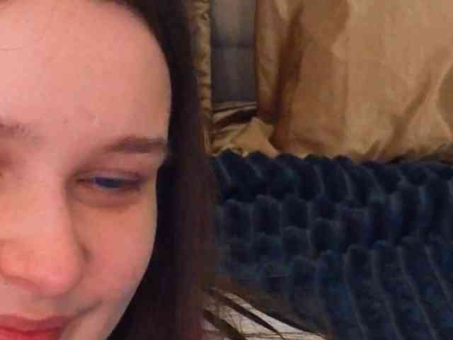 MagikPeachh webcam
