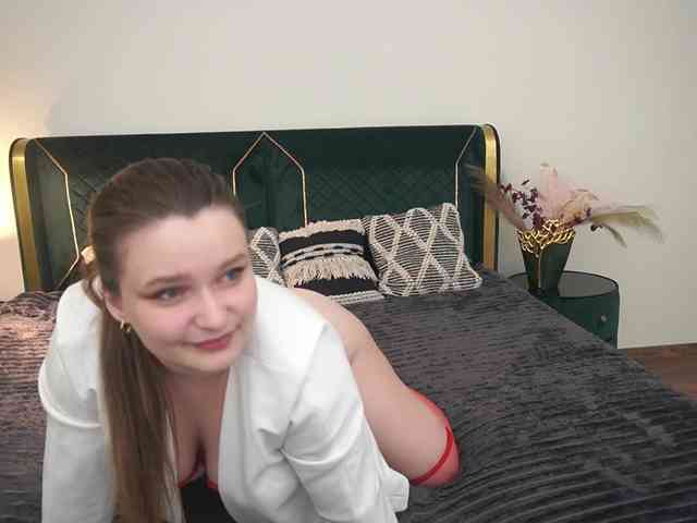 MagikPeachh webcam