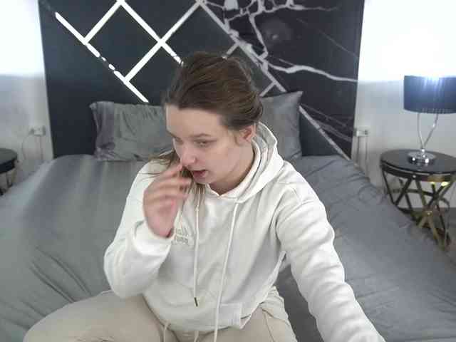 MagikPeachh webcam