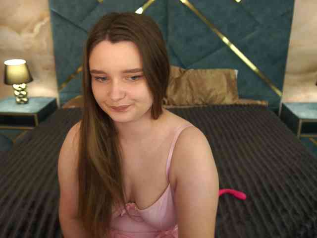 MagikPeachh webcam