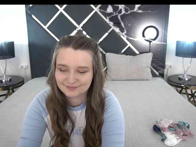 MagikPeachh webcam