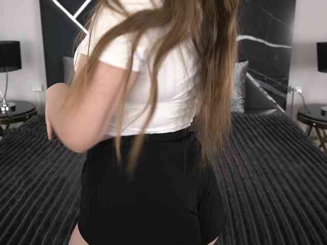 MagikPeachh webcam