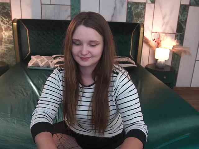MagikPeachh webcam