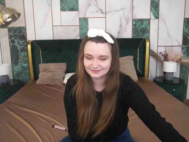 MagikPeachh webcam