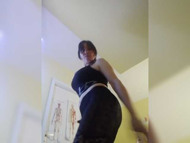 ixsaji cam belle