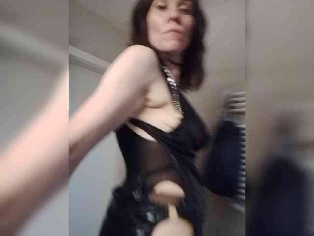IxsaJi webcam