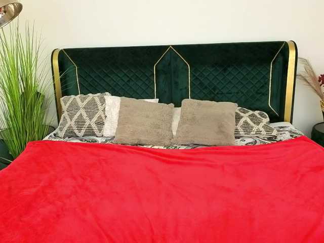 BerryDiva's BongaCams show and profile